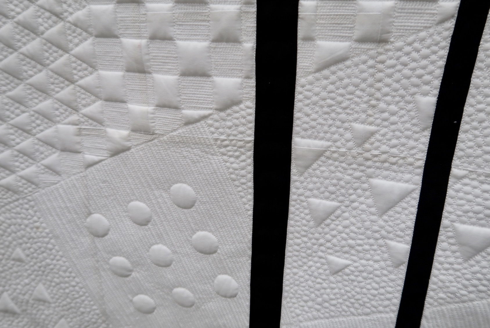 "Deportation" by Jackie Benedetti, quilted by Rachael Dorr - Detail 2